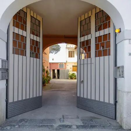 House Da Mary